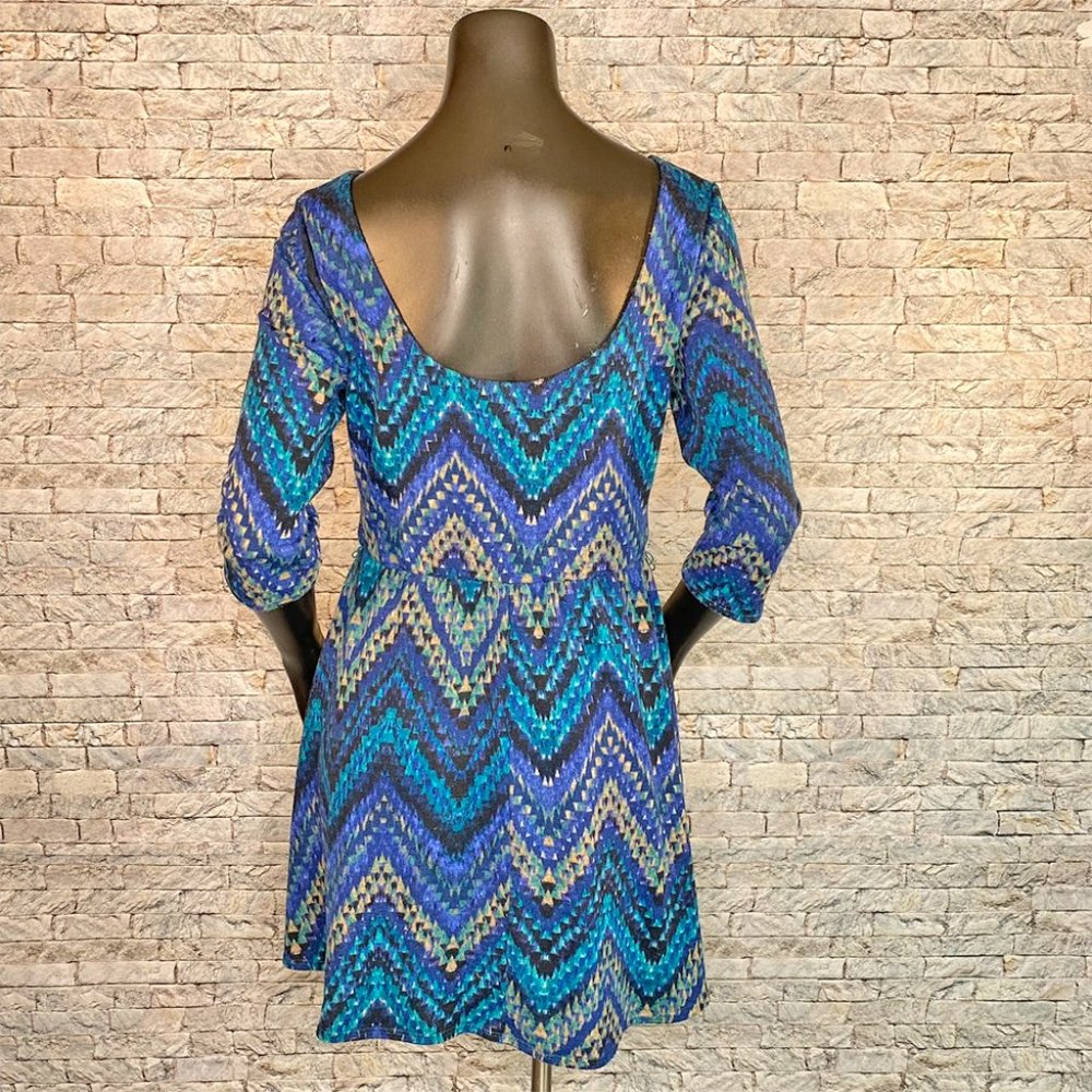 Lily Rose Printed Blouse - Picture 4 of 5